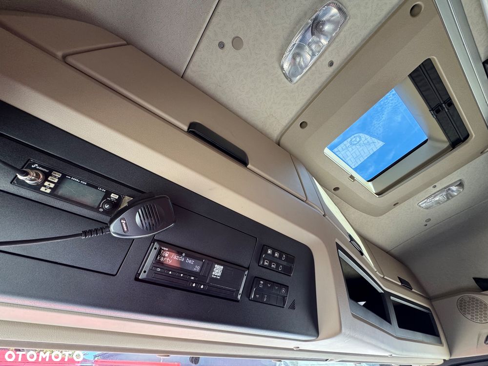 Mercedes-Benz ACTROS 2548 Izoterma Schmitz 7.45m Winda 2T - 29