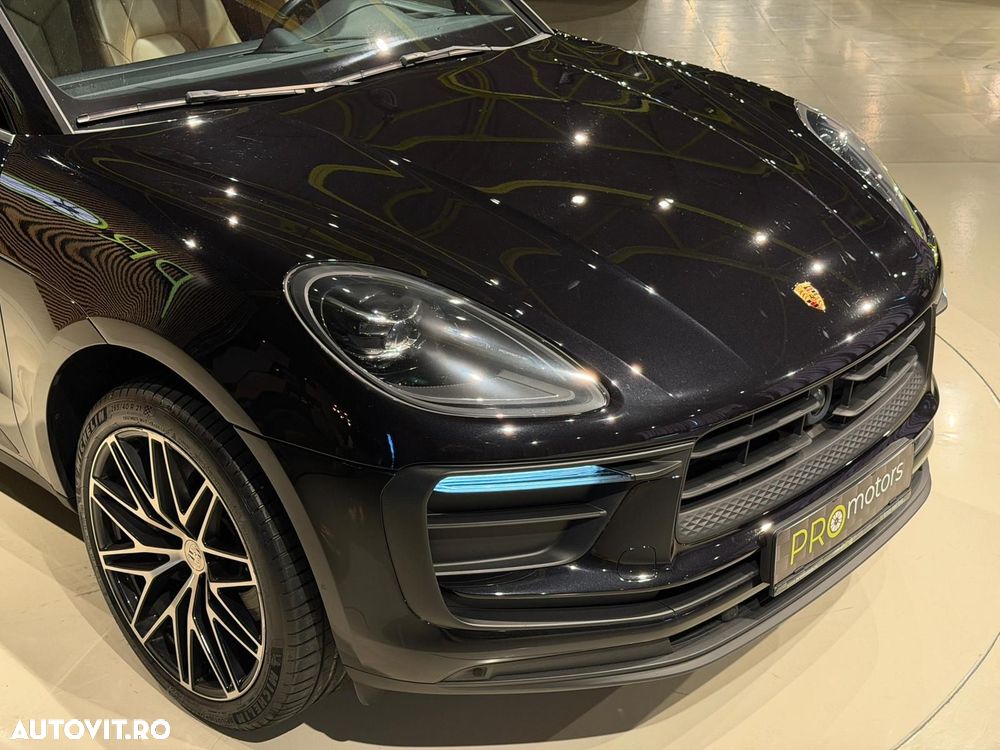 Porsche Macan T - 6