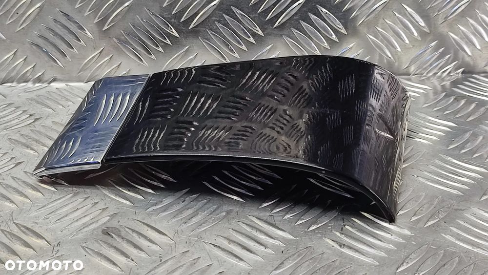 VW TOUAREG 7P 10-18R NAKLADKA BLOTNIKA R-LINE LISTWA LEWA 7P6853717A 7P6853717 A - 2