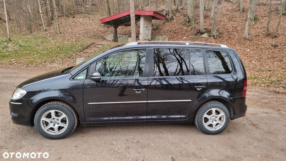 Volkswagen Touran 1.4 TSI Highline - 2