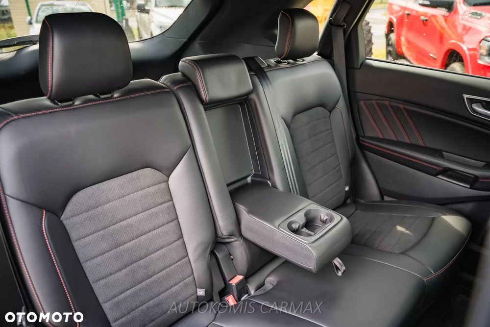 Ford Edge - 18