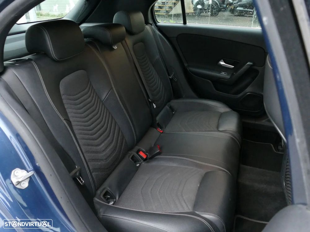 Mercedes-Benz A 250 e Style Plus - 32