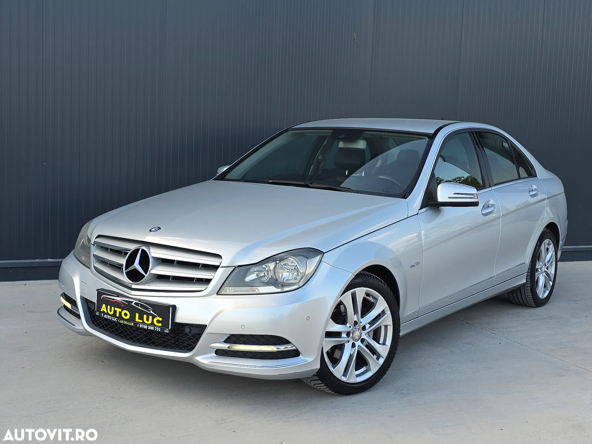 Mercedes-Benz C 200 CDI BlueEFFICIENCY - 17