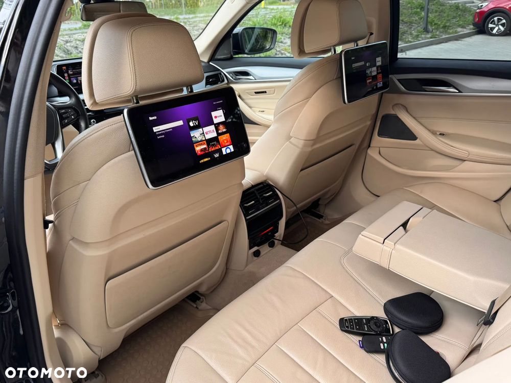 BMW Seria 5 520d xDrive - 2
