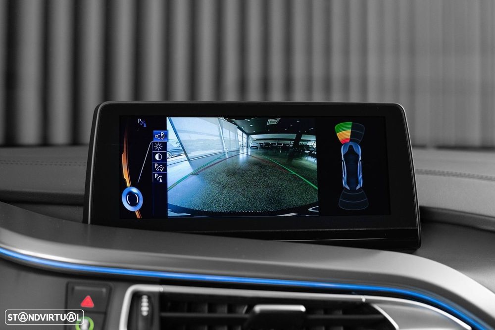 BMW i8 Standard - 23