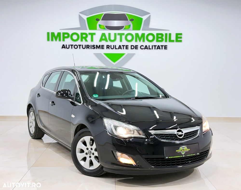 Opel Astra 1.7 CDTI Cosmo - 11