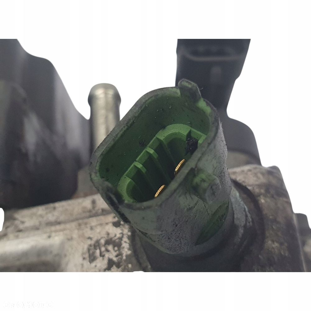 POMPA WTRYSKOWA Volvo V70 II S60 2.4 D5 0445010111 8692521 - 7