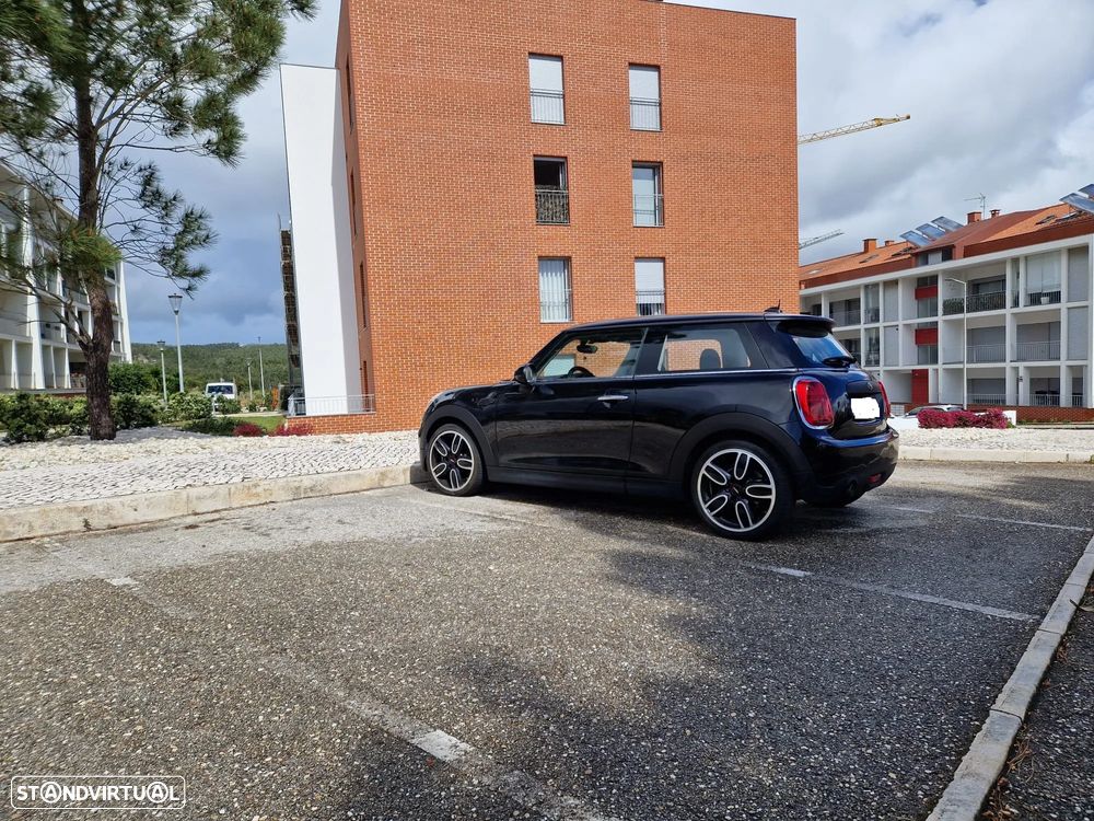 MINI 3 Portas One D - 9