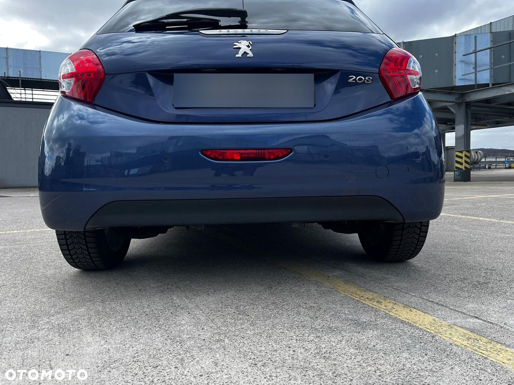 Peugeot 208 - 6