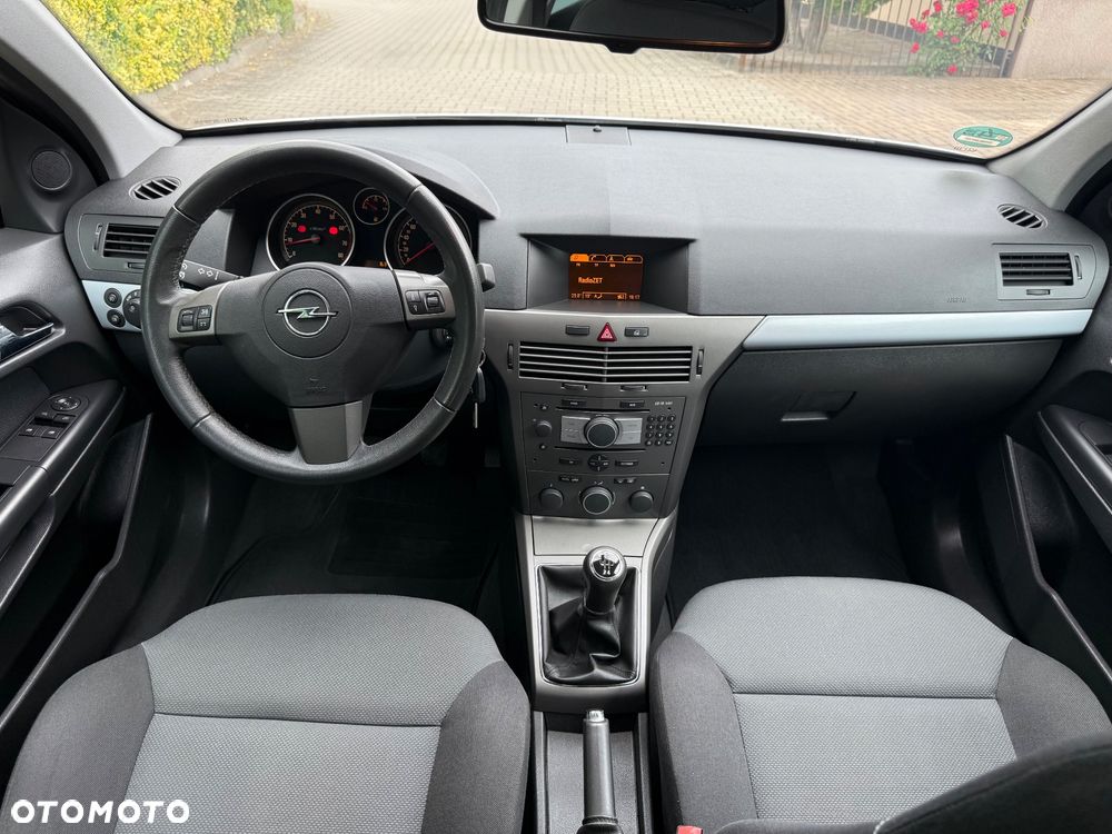 Opel Astra 1.6 Cosmo - 34