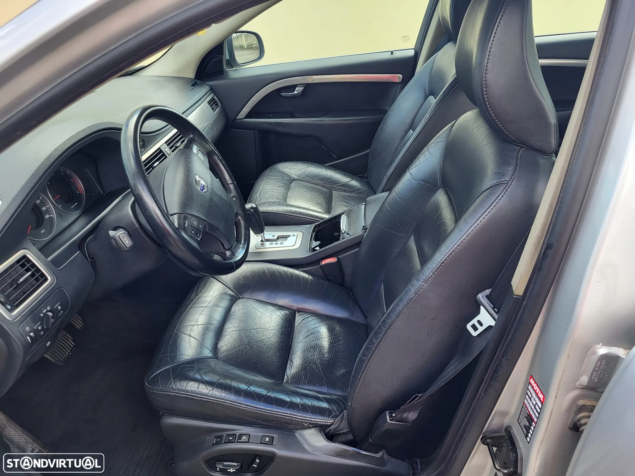 Volvo S80 2.4 D5 Summum Geartronic - 26