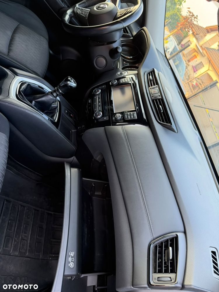 Nissan X-Trail 1.6 DIG-T N-Vision 2WD - 9