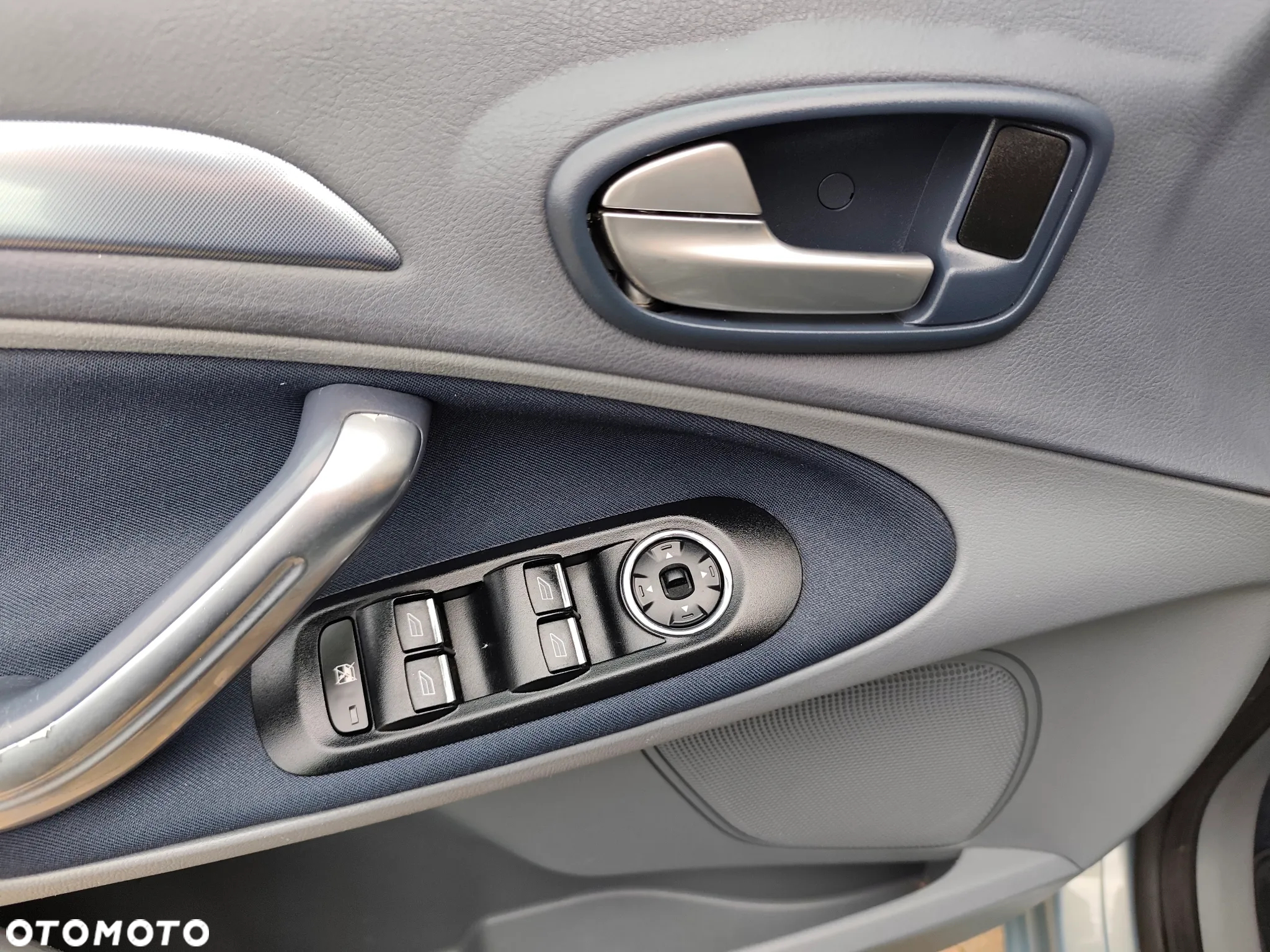 Ford S-Max 2.0 FF Trend - 11