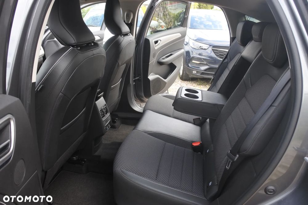 Renault Arkana E-TECH Full 145 Techno - 10