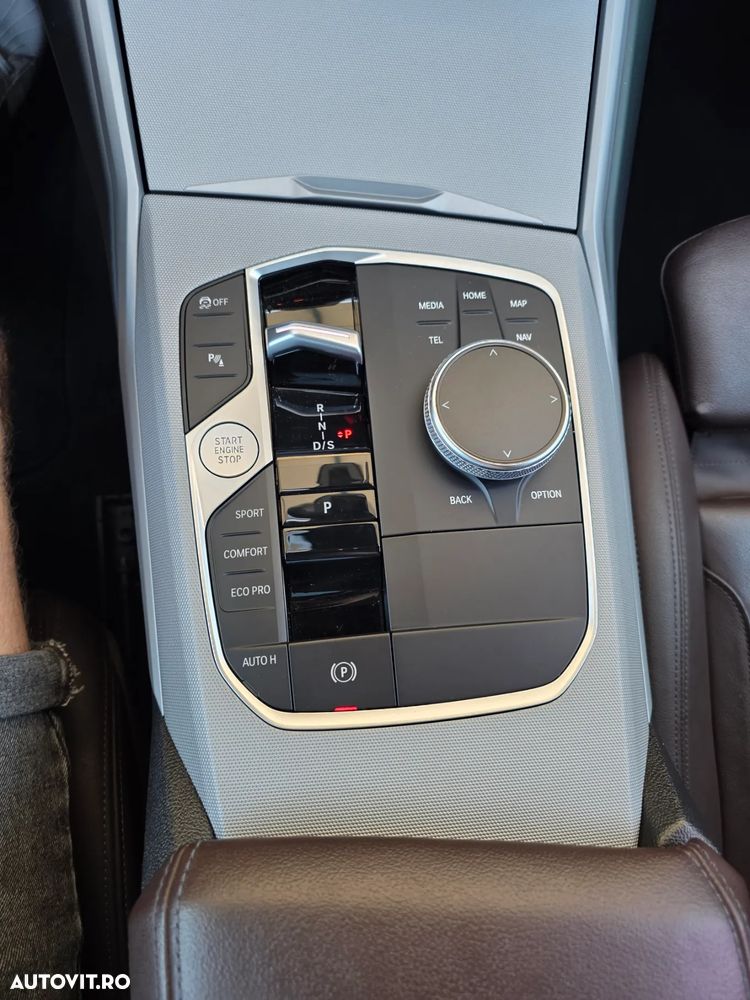 BMW Seria 3 320d xDrive Aut. Sport Line - 38