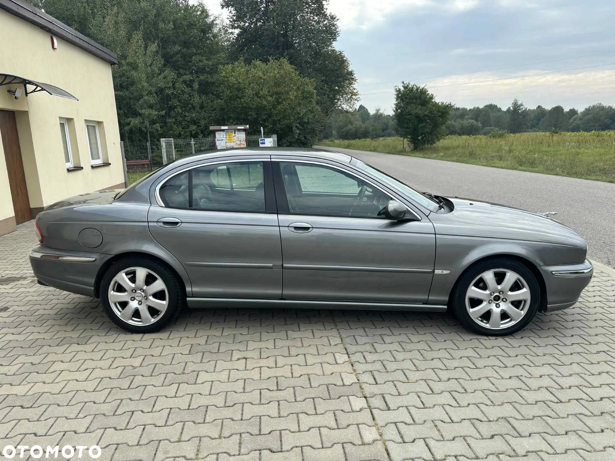 Jaguar X-Type - 20