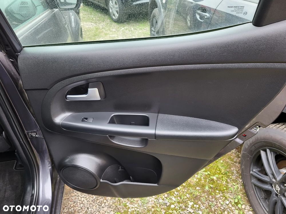 Kia Venga 1.6 CVVT ISG Spirit - 23