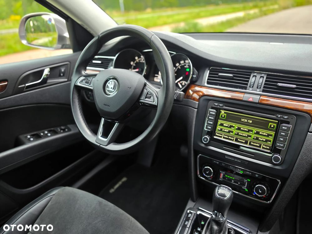 Skoda Superb 2.0 TSI DSG Elegance - 30