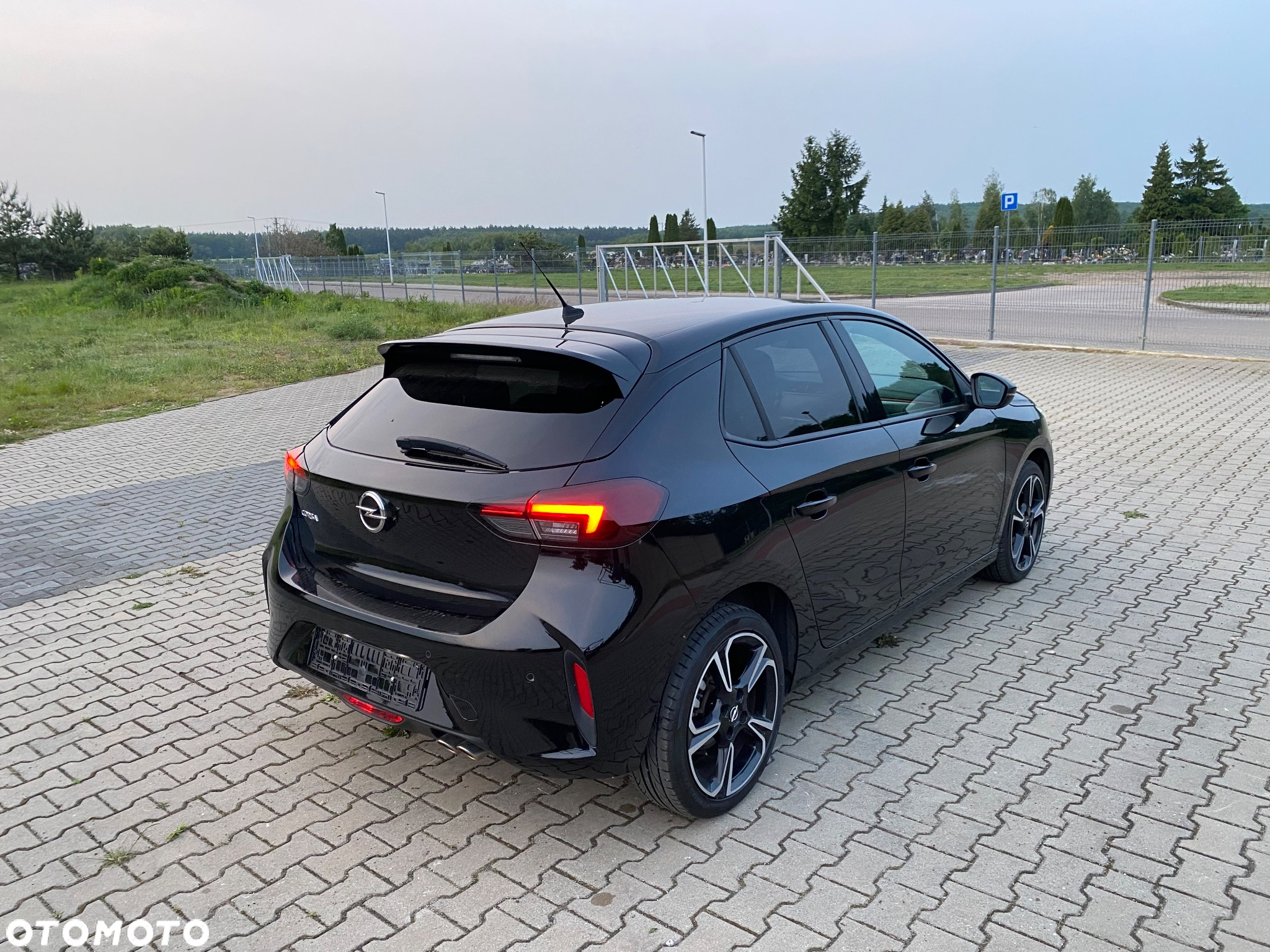 Opel Corsa 1.2 GS Line S&S - 3