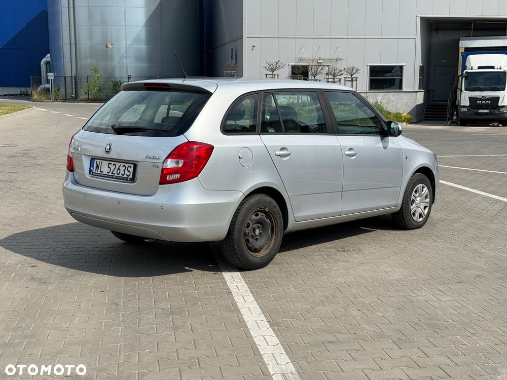 Skoda Fabia 1.6 TDI DPF Active Plus - 5