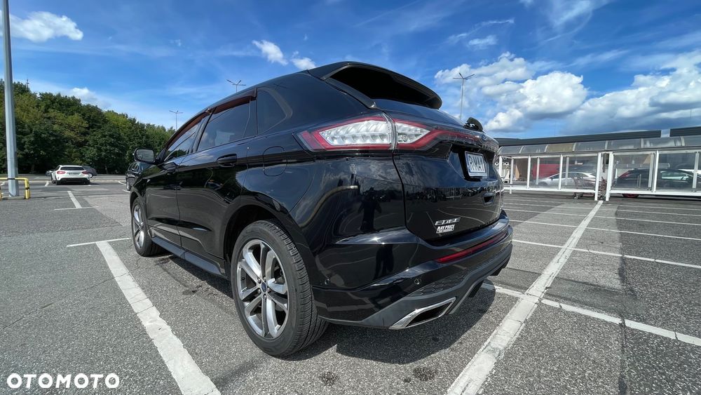 Ford Edge - 4