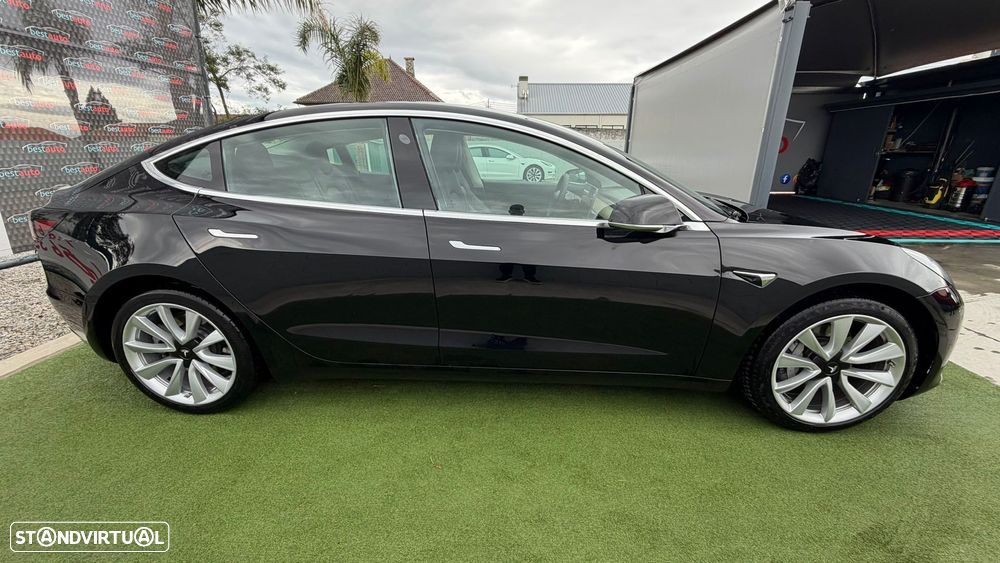 Tesla Model 3 Standard Range Plus RWD - 4