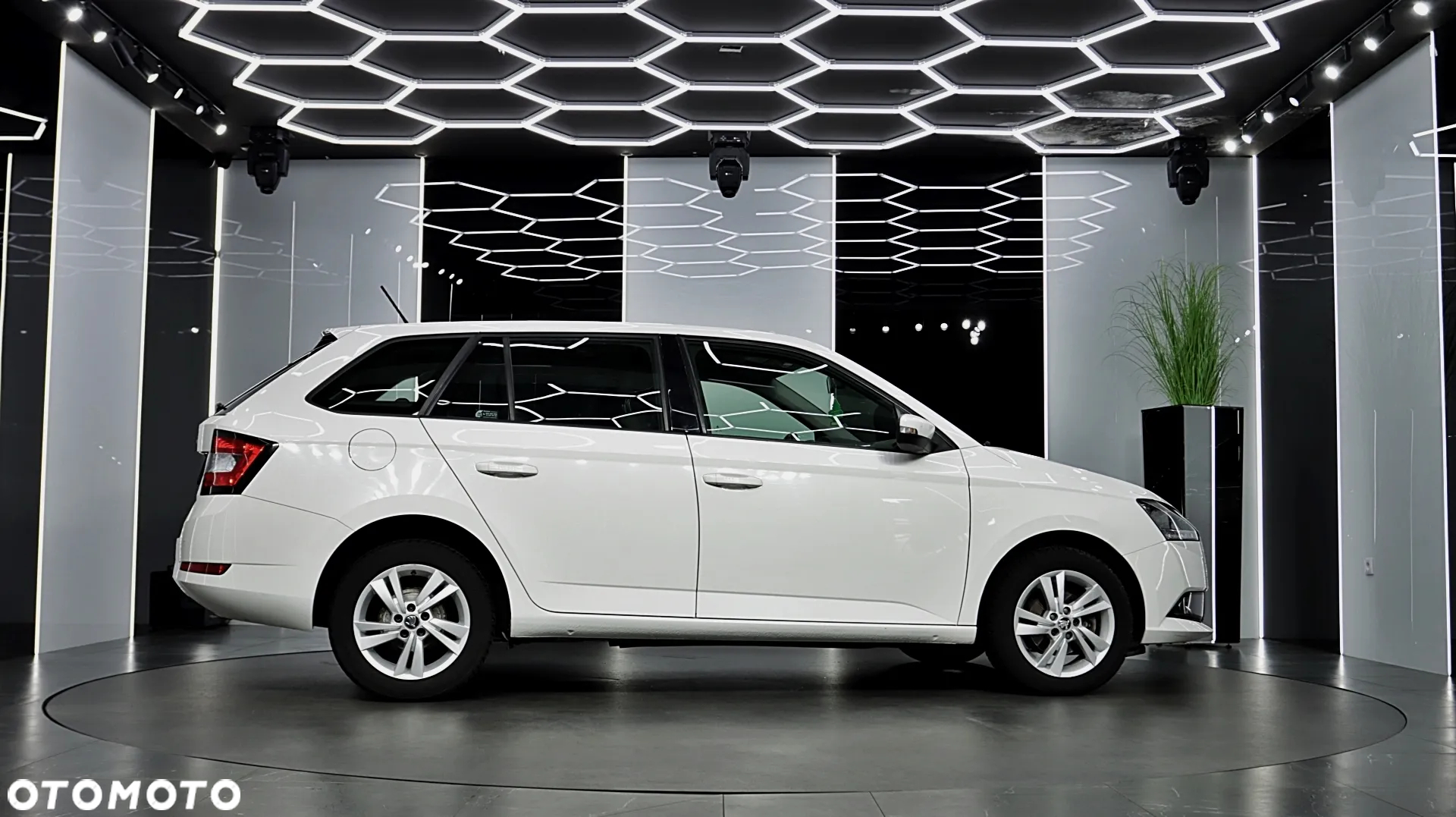 Skoda Fabia 1.0 TSI Ambition - 10