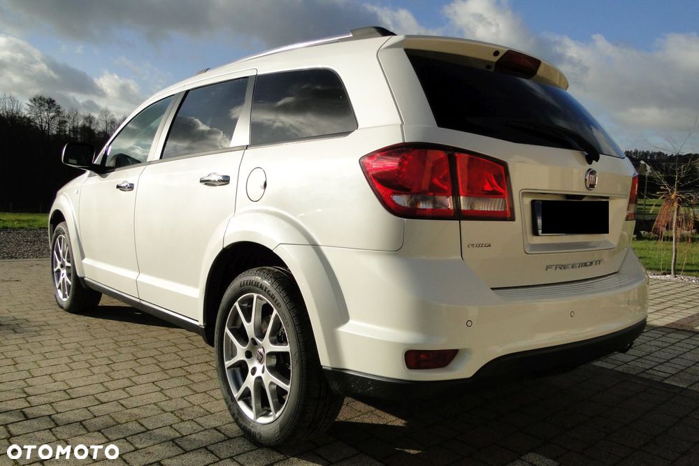 Fiat Freemont 2.0 Multijet Black Code AWD - 5