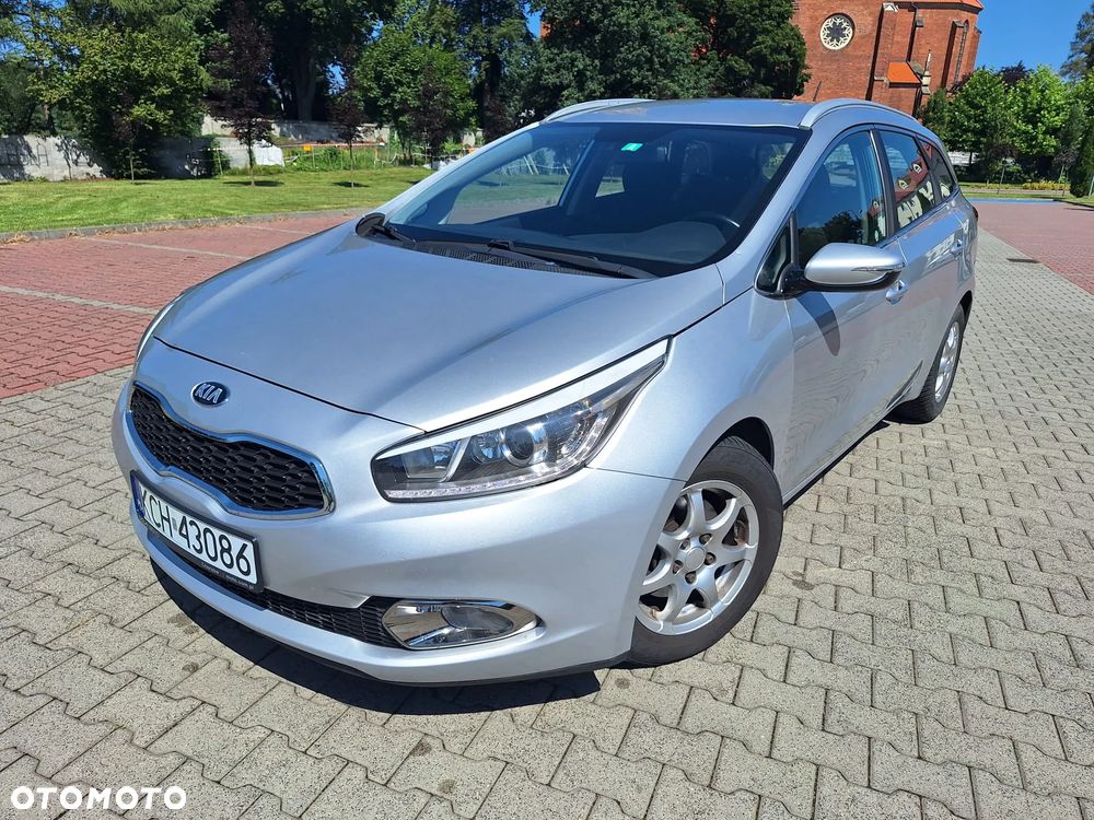 Kia Ceed 1.6 GDI L DCT - 1