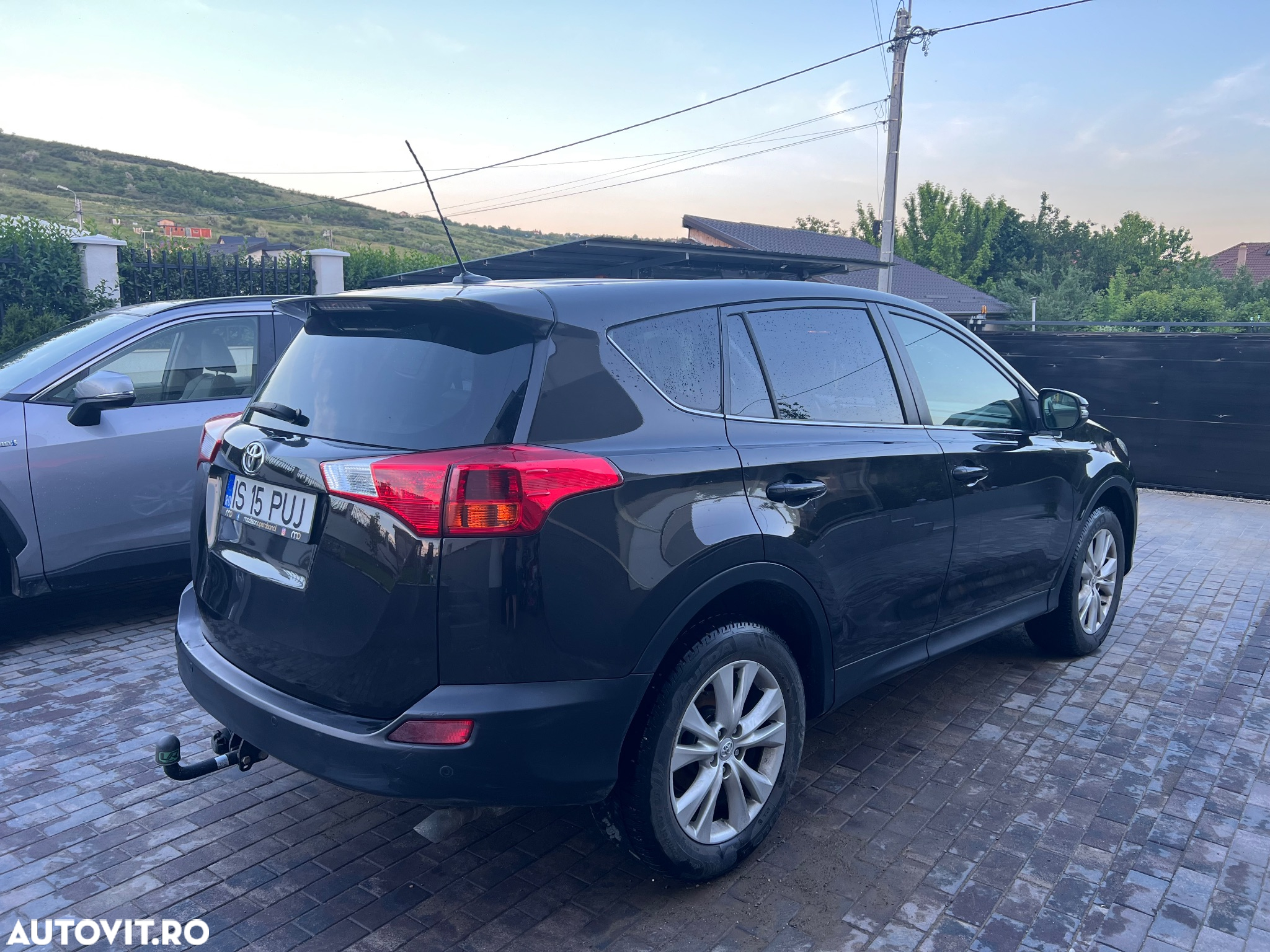 Toyota RAV4 2.2 D-4CAT 4WD Aut Luxury 18" - 6