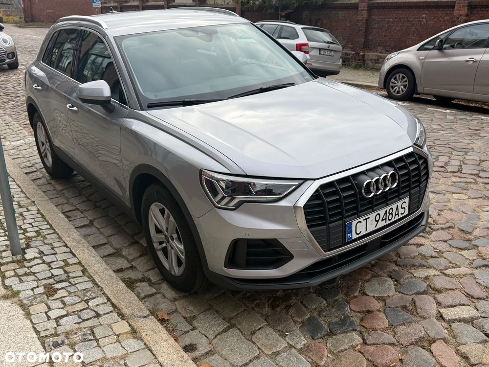 Audi Q3 2023 photo 2