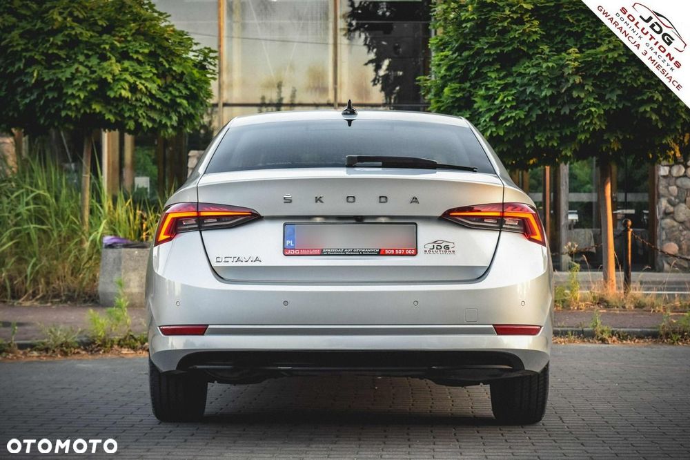Skoda Octavia 1.5 TSI ACT Ambition - 15
