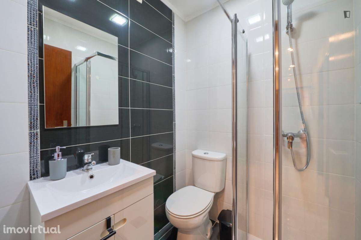 Cama - localizado em Lisbon - Grande imagem: 4/46