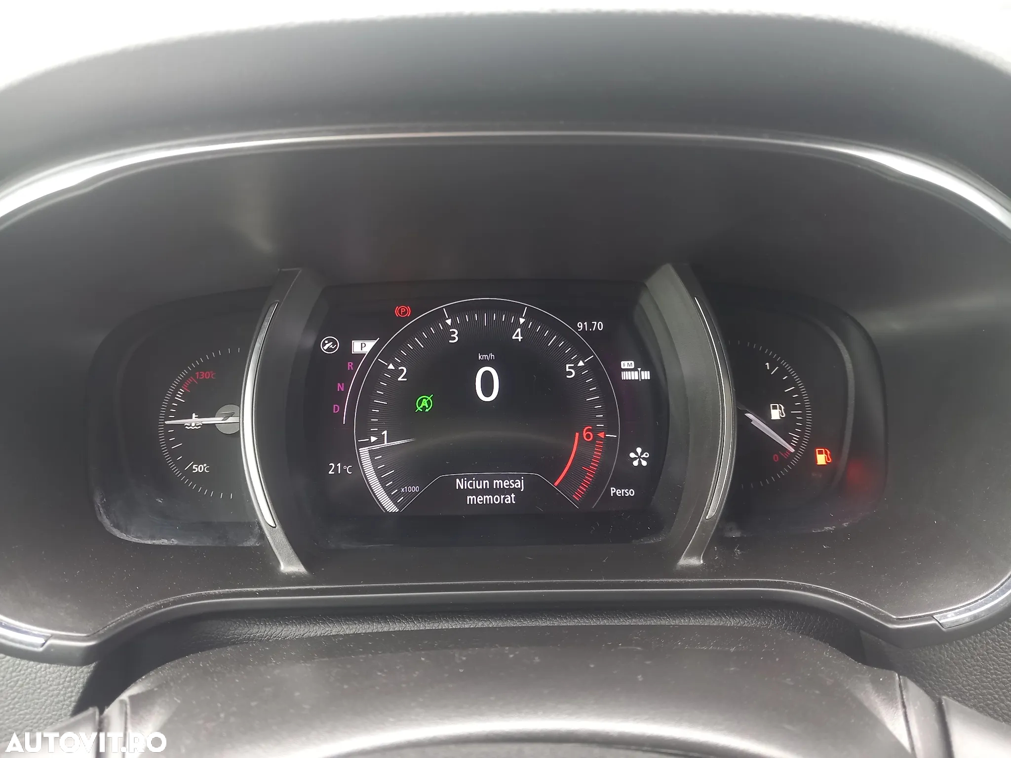 Renault Megane TCE 140 EDC Techno - 10