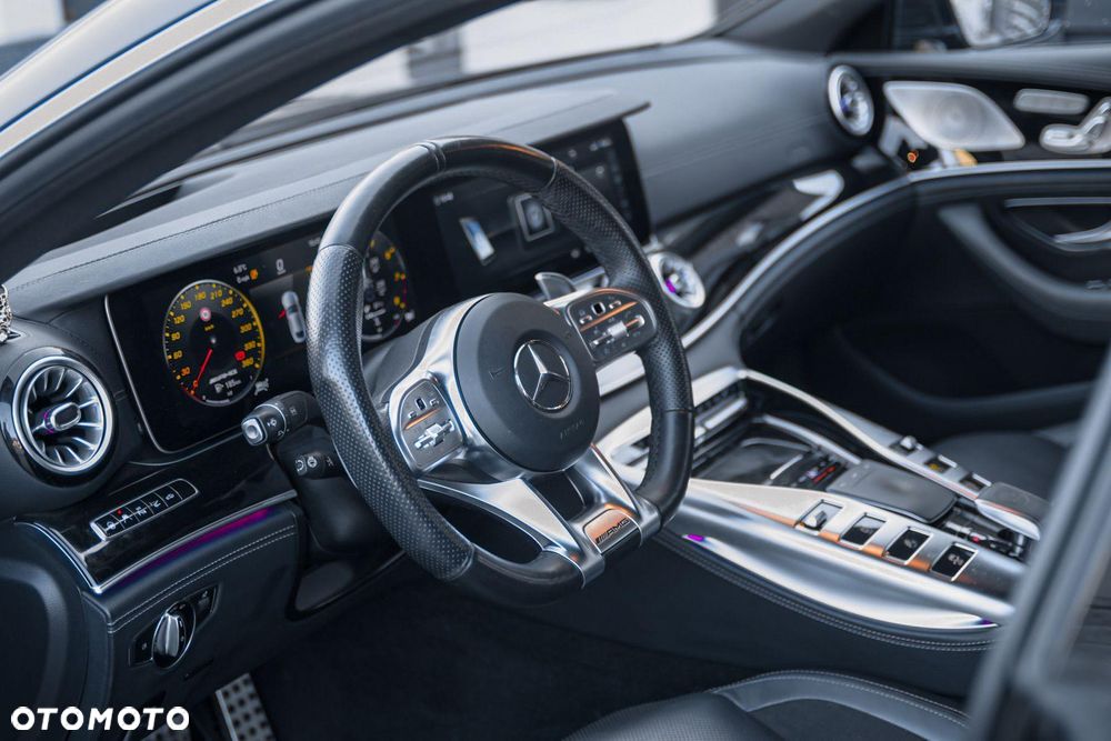 Mercedes-Benz AMG GT - 11