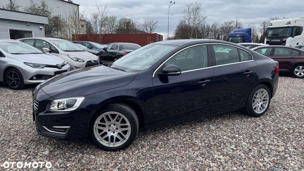 Volvo S60 D3 Geartronic Momentum - 6