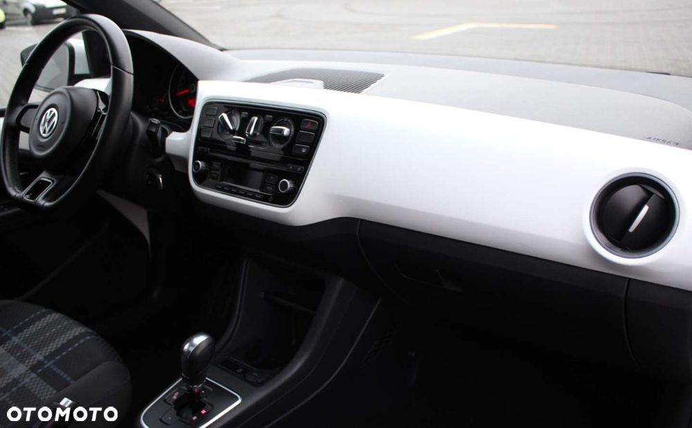 Volkswagen up! - 15