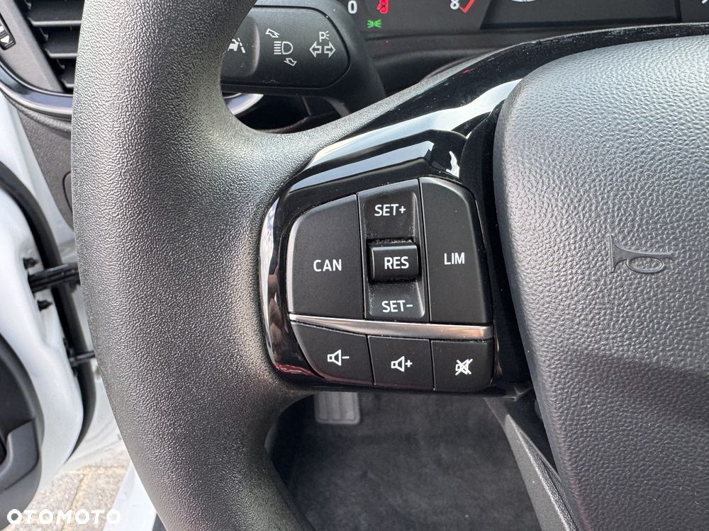 Ford Fiesta 1.1 S&S TREND - 12