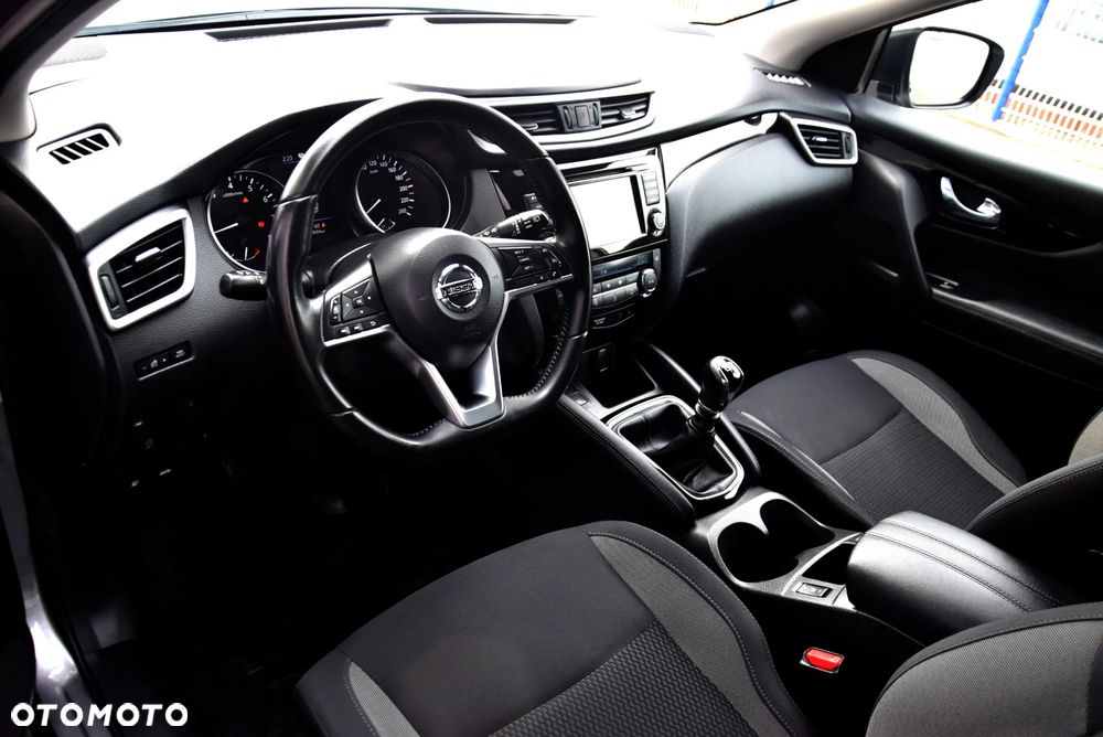 Nissan Qashqai 1.3 DIG-T N-Connecta - 10