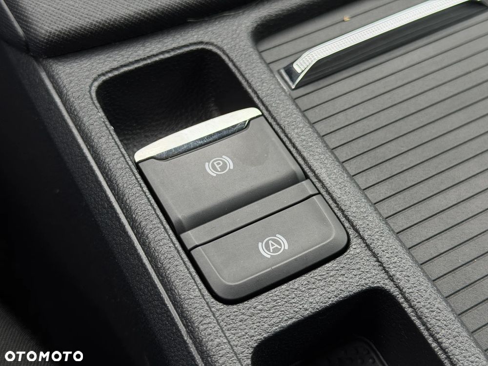 Skoda Octavia 2.0 TDI Ambition DSG - 20