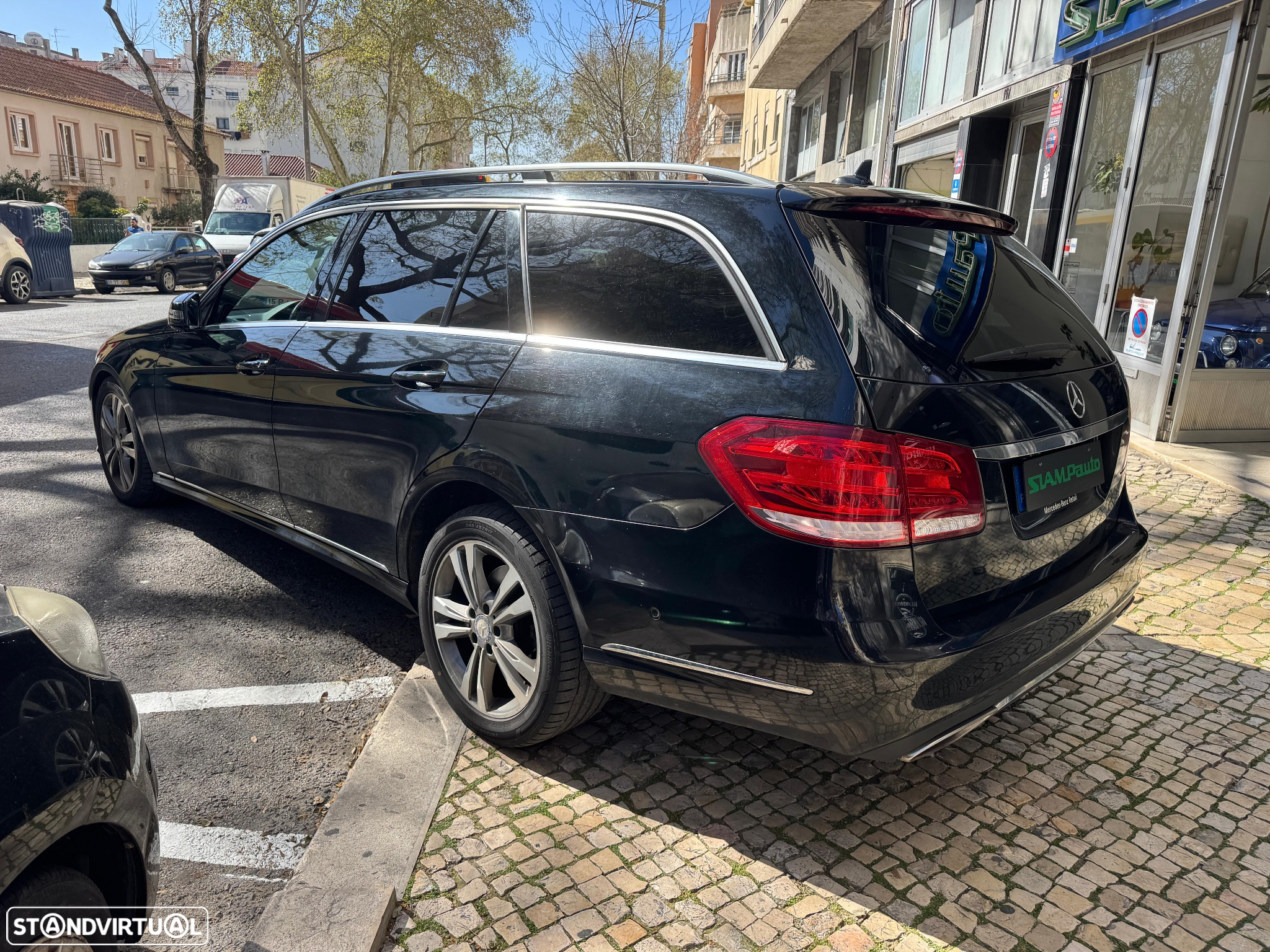 Mercedes-Benz E 350 BlueTEC Avantgarde 141g - 3
