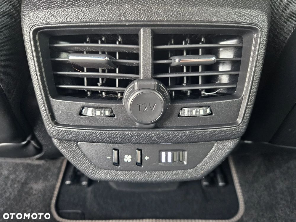 Peugeot 5008 BlueHDi 180 EAT6 GT - 34