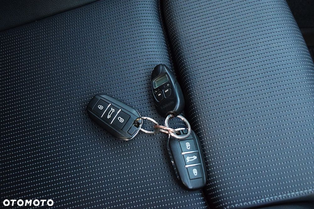 Peugeot 508 BlueHDi FAP 180 Automatik Stop&Start Allure - 36