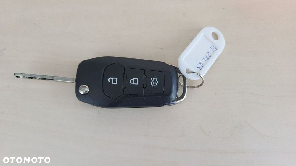 Ford Mondeo - 29