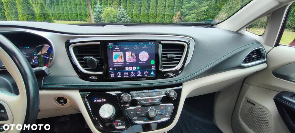 Chrysler Pacifica - 15