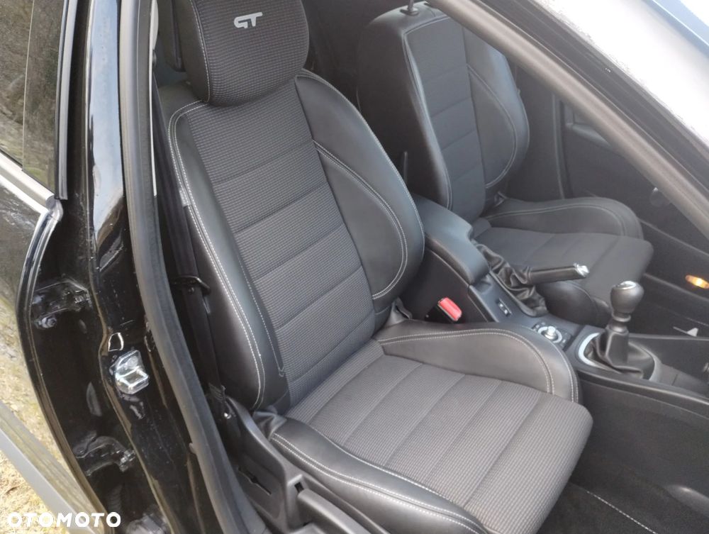 Renault Megane TCe 180 GT - 21