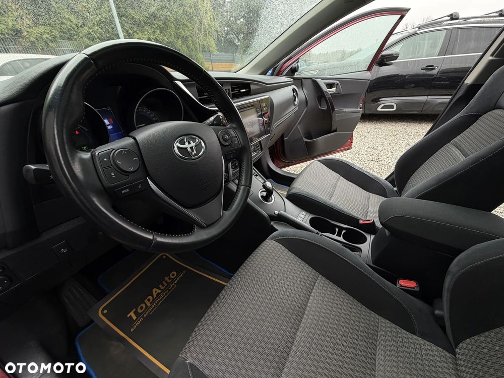 Toyota Auris Hybrid 135 Freestyle - 19