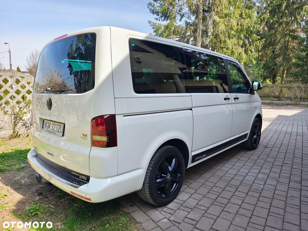 Volkswagen Multivan - 18