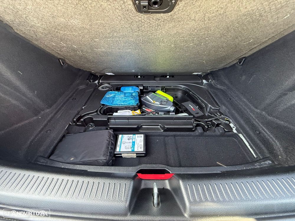 Mercedes-Benz A 180 d AMG Line Aut. - 6