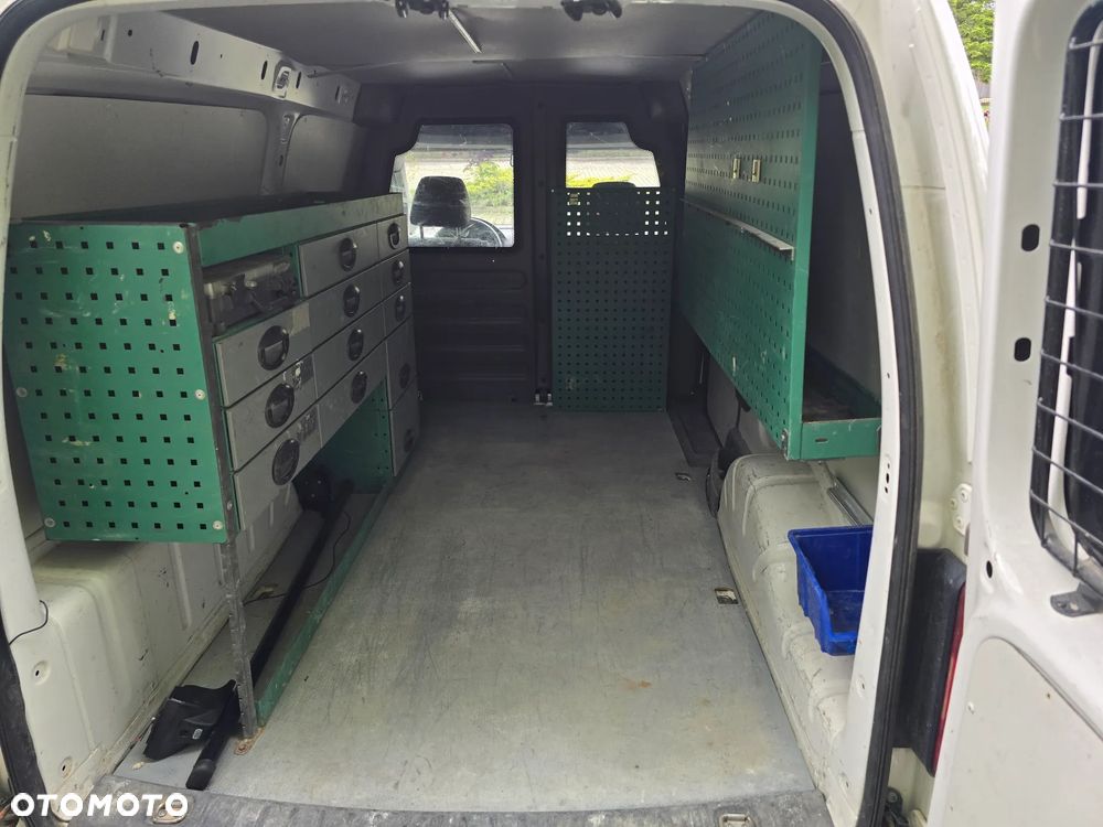 Volkswagen Caddy - 3